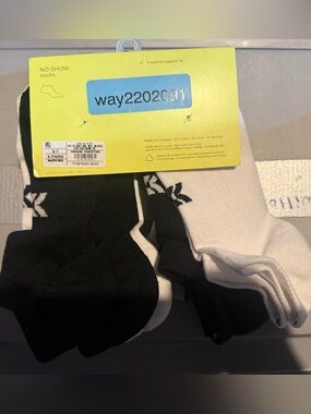 Target Men's No-Show Athletic Socks - Black & White